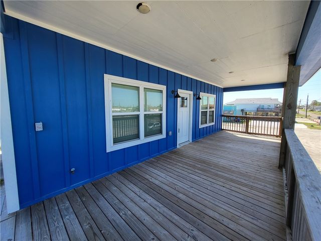 113 Knickerbocker St, Corpus Christi, TX 78418