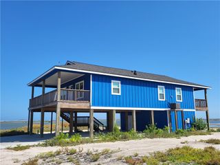 113 Knickerbocker St, Corpus Christi, TX 78418