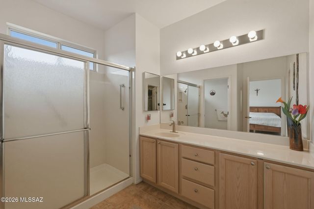 14700 N Flagstone Drive, Oro Valley, AZ 85755