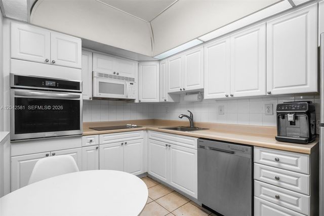 19380 Collins Avenue 1224, Sunny Isles Beach, FL 33160