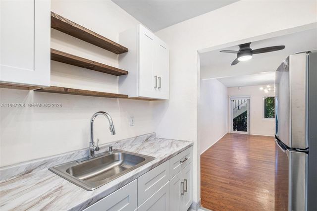 428 Collins Ave 7, Miami Beach, FL 33139