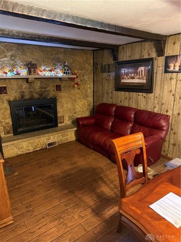 731 Homeway Drive, New Lebanon, OH 45345