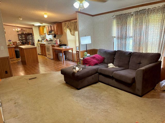 371 Jarvis Branch Road, Barbourville, KY 40906