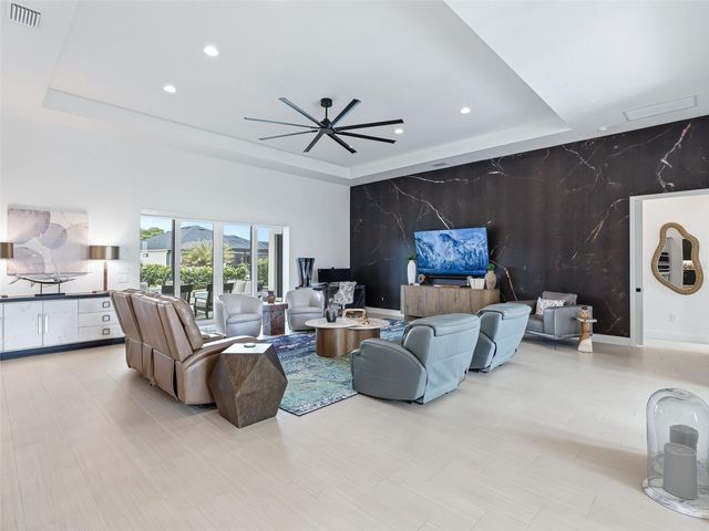 7095 JENNINGS COURT, The Villages, FL 34762