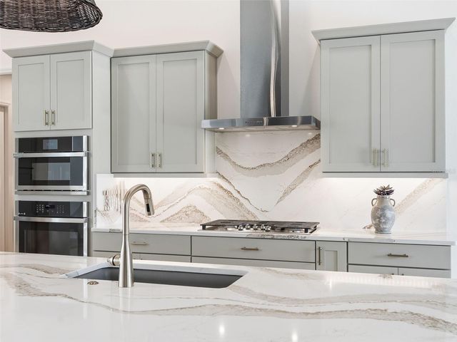 7095 JENNINGS COURT, The Villages, FL 34762