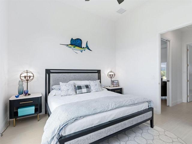 7095 JENNINGS COURT, The Villages, FL 34762