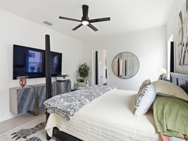 7095 JENNINGS COURT, The Villages, FL 34762