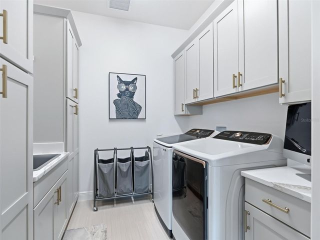 7095 JENNINGS COURT, The Villages, FL 34762