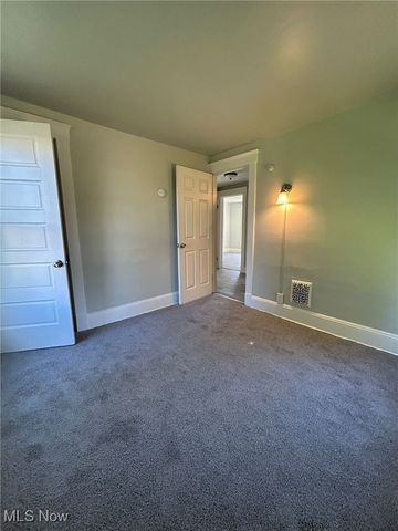 9203 Birchdale Avenue, Cleveland, OH 44106