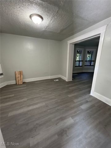 9203 Birchdale Avenue, Cleveland, OH 44106