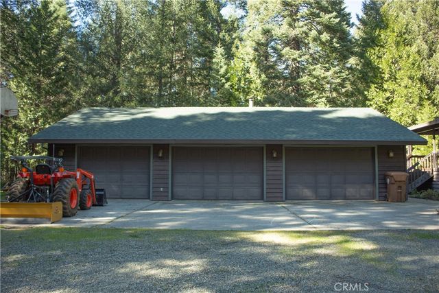 6735 Lakefront Dr, Magalia, CA 95954