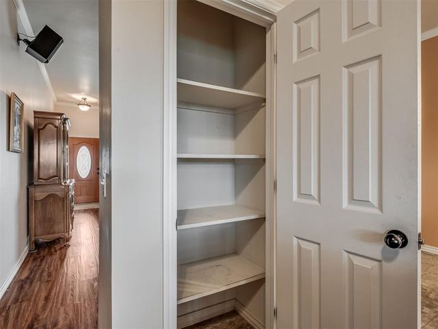500 Apple Tree Lane, Moore, OK 73160