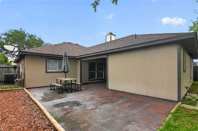 7137 Cano, Corpus Christi, TX 78414