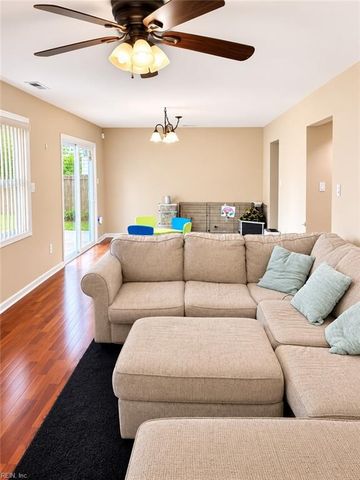 1353 Crane CRES, Virginia Beach, VA 23454