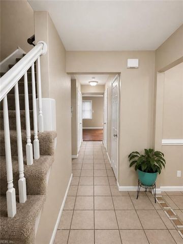 1353 Crane CRES, Virginia Beach, VA 23454