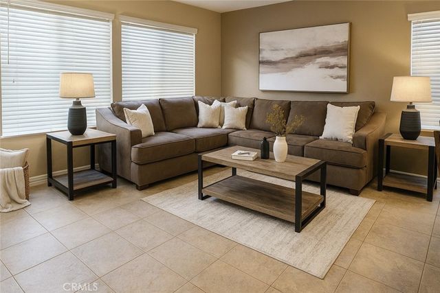 2559 Gilbert Avenue, Corona, CA 92881