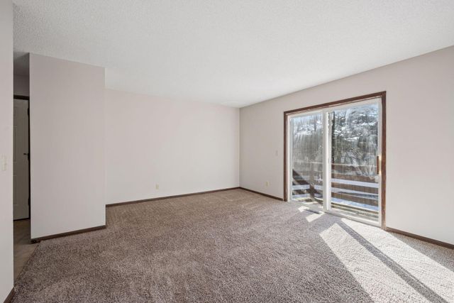 919 Ridge Drive SE, Saint Michael, MN 55376