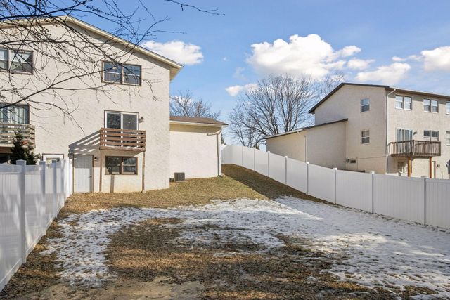 919 Ridge Drive SE, Saint Michael, MN 55376