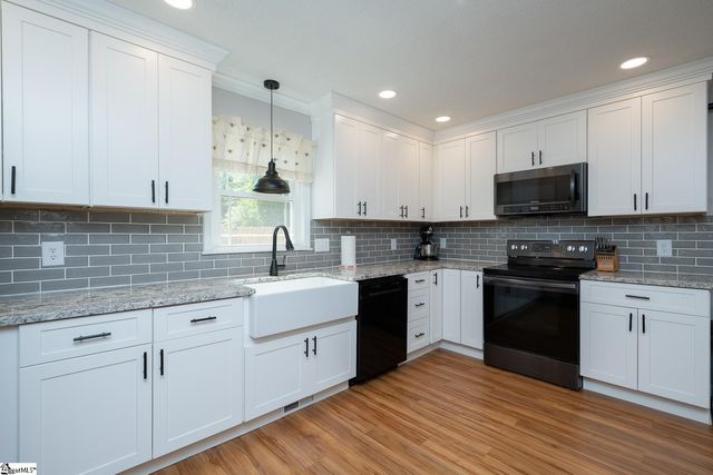 201 Winsford Drive, Greenville, SC 29609