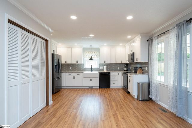 201 Winsford Drive, Greenville, SC 29609