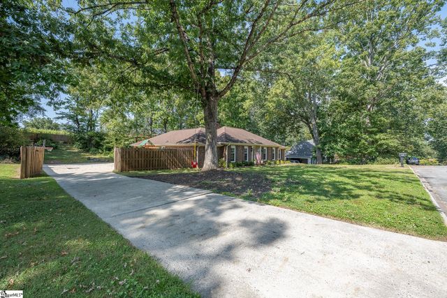 201 Winsford Drive, Greenville, SC 29609