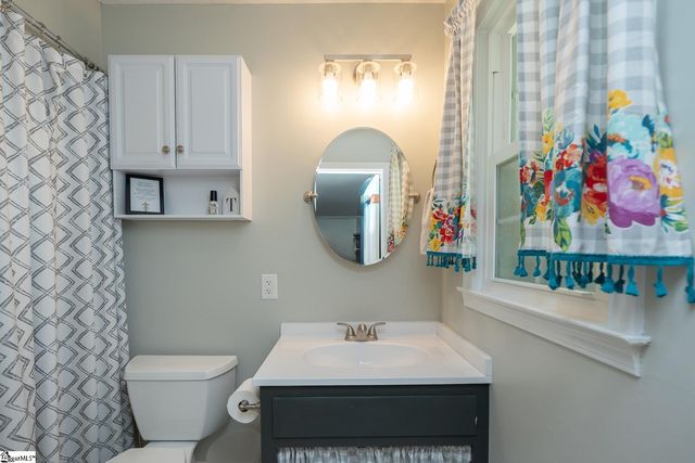 201 Winsford Drive, Greenville, SC 29609