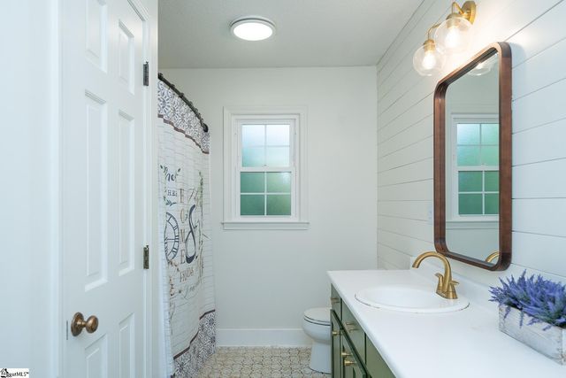 201 Winsford Drive, Greenville, SC 29609