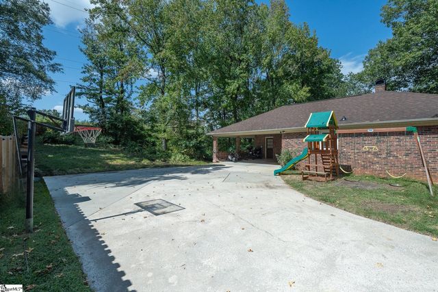 201 Winsford Drive, Greenville, SC 29609