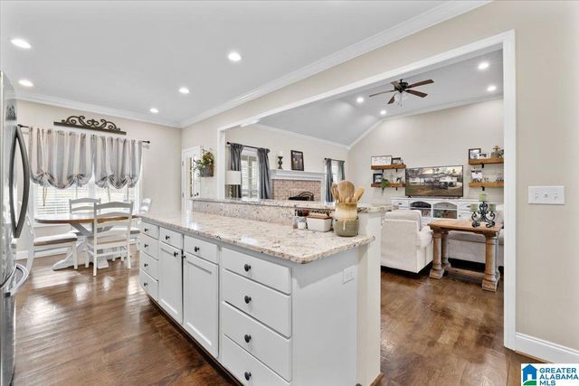 695 MURPHREES VALLEY ROAD, Springville, AL 35146