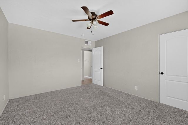5808 Princess Jeanne Avenue NE, Albuquerque, NM 87110