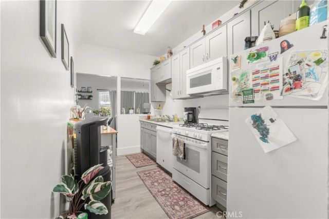 421 N Rose, Long Beach, CA 90802