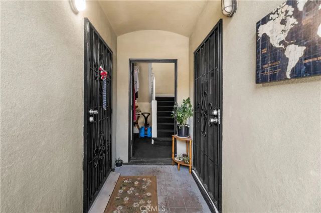 421 N Rose, Long Beach, CA 90802