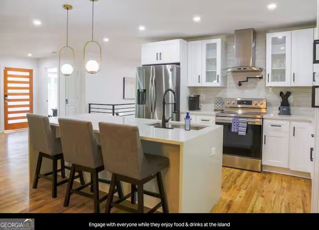 280 W Lake Drive NW, Atlanta, GA 30314