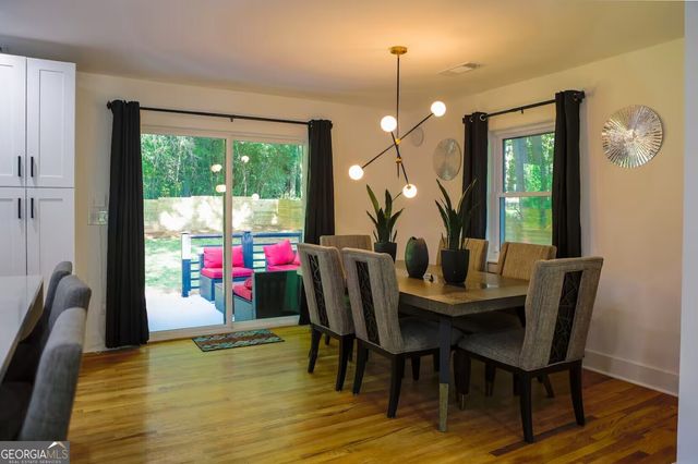 280 W Lake Drive NW, Atlanta, GA 30314