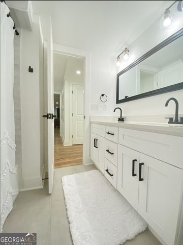 280 W Lake Drive NW, Atlanta, GA 30314