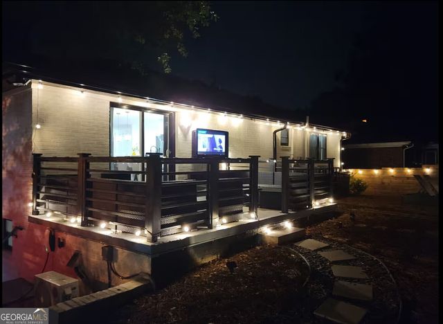 280 W Lake Drive NW, Atlanta, GA 30314
