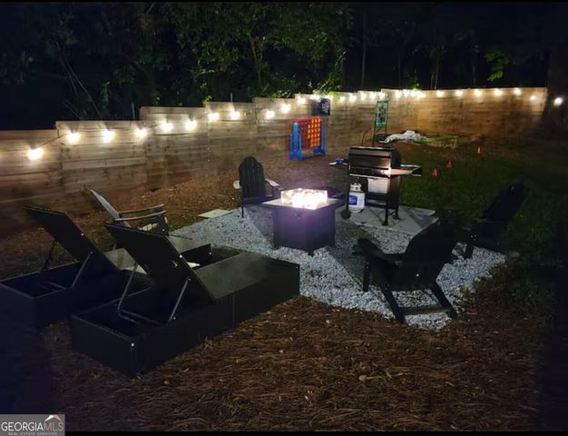 280 W Lake Drive NW, Atlanta, GA 30314