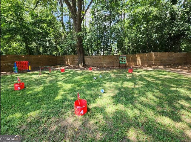 280 W Lake Drive NW, Atlanta, GA 30314