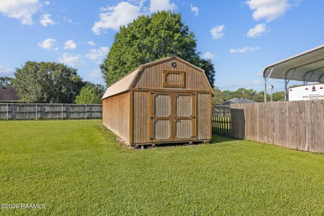 422 Longwood Drive, Opelousas, LA 70570