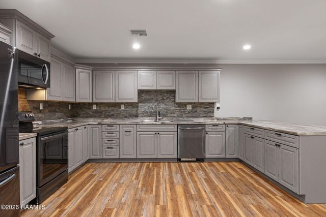 422 Longwood Drive, Opelousas, LA 70570