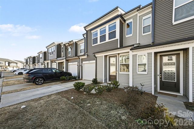 3132 Hutton Gardens Lane, Charlotte, NC 28269