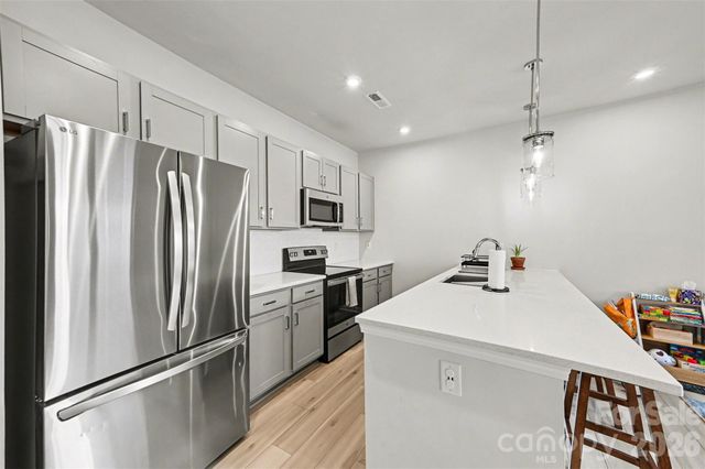 3132 Hutton Gardens Lane, Charlotte, NC 28269