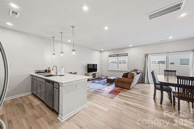 3132 Hutton Gardens Lane, Charlotte, NC 28269