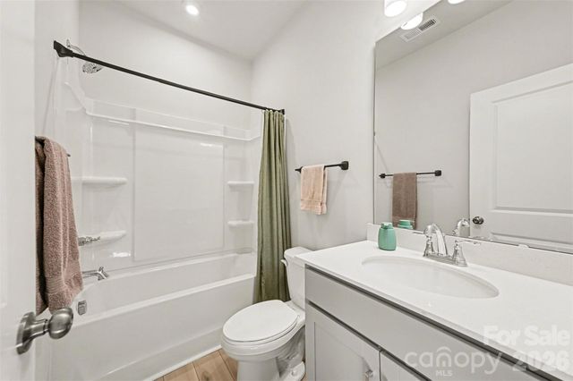 3132 Hutton Gardens Lane, Charlotte, NC 28269