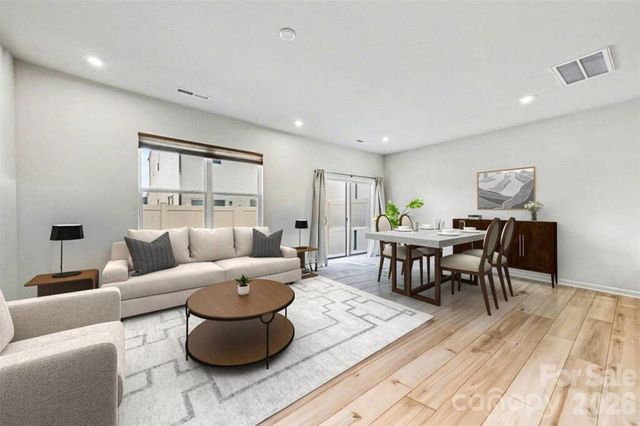 3132 Hutton Gardens Lane, Charlotte, NC 28269