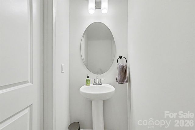 3132 Hutton Gardens Lane, Charlotte, NC 28269