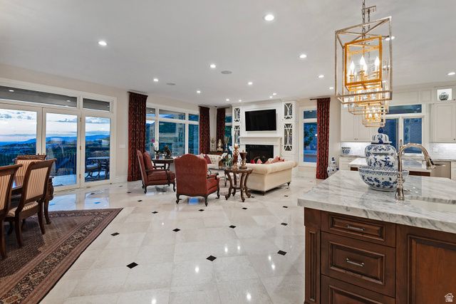 9862 S GRANITE SLOPE DR, Sandy, UT 84092