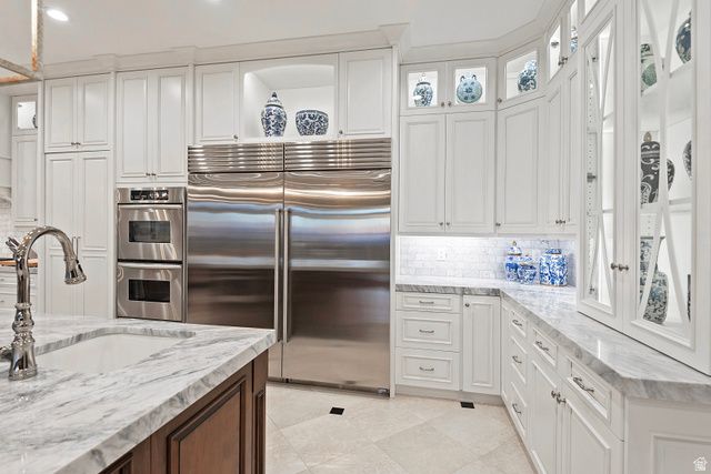 9862 S GRANITE SLOPE DR, Sandy, UT 84092