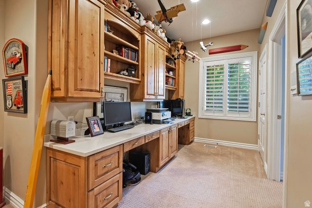 9862 S GRANITE SLOPE DR, Sandy, UT 84092