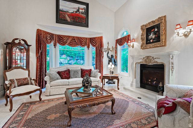 9862 S GRANITE SLOPE DR, Sandy, UT 84092